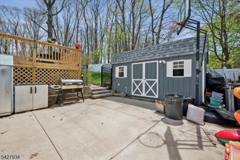 77 Brooklyn Road Stanhope NJ 07874