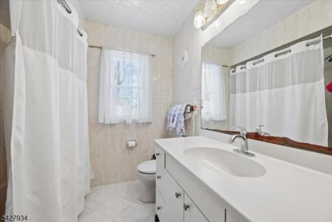 77 Brooklyn Road Stanhope NJ 07874
