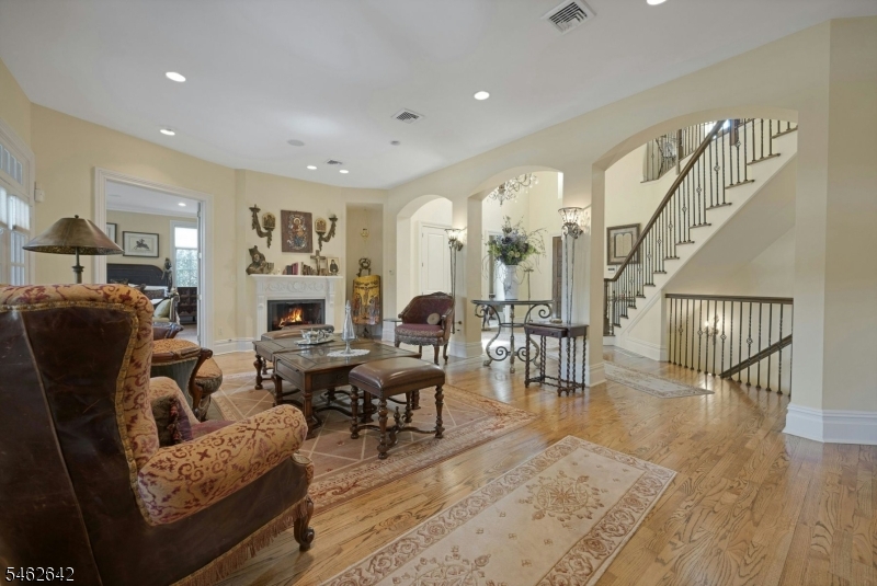 15 Mountainview Court Totowa NJ 07512