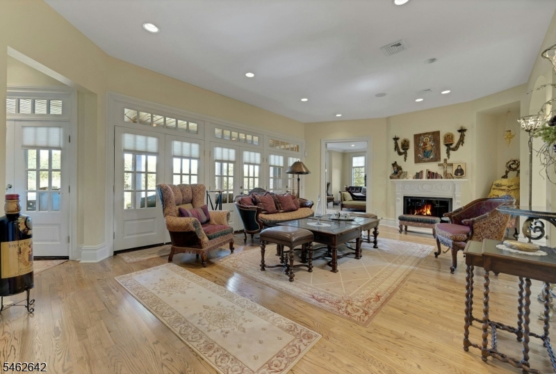 15 Mountainview Court Totowa NJ 07512
