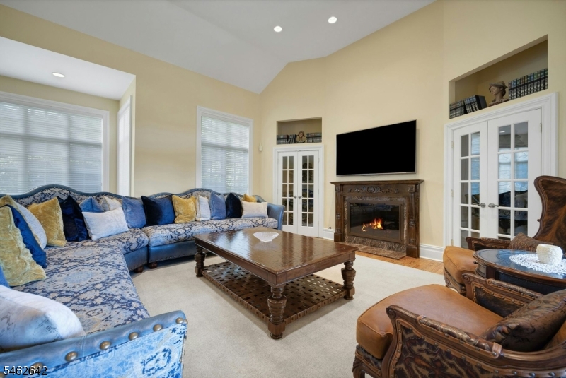 15 Mountainview Court Totowa NJ 07512