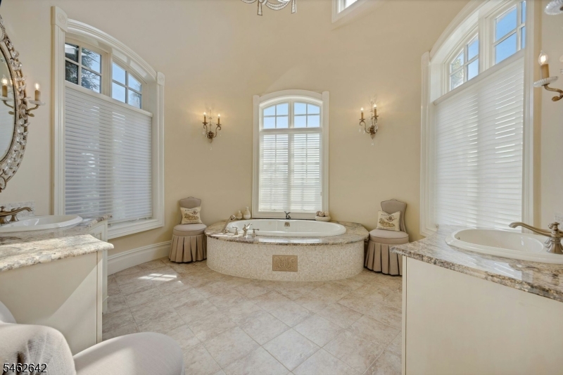 15 Mountainview Court Totowa NJ 07512