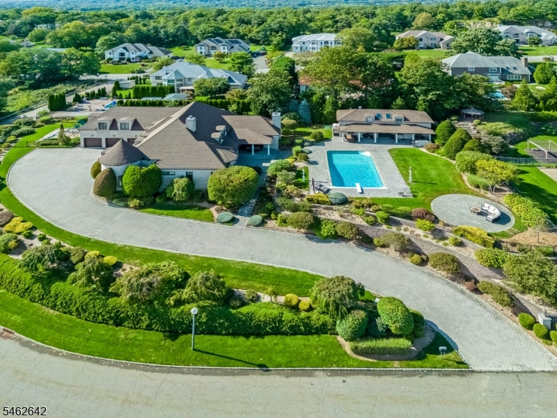 15 Mountainview Court Totowa NJ 07512