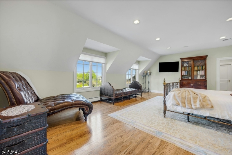 15 Mountainview Court Totowa NJ 07512