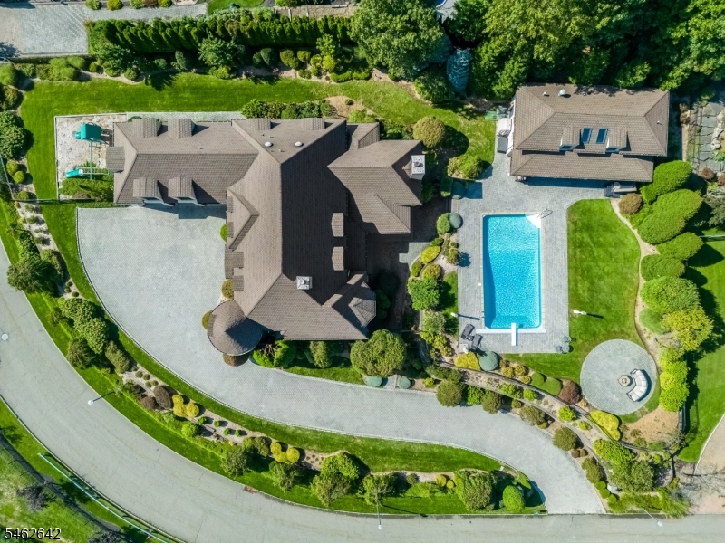 15 Mountainview Court Totowa NJ 07512