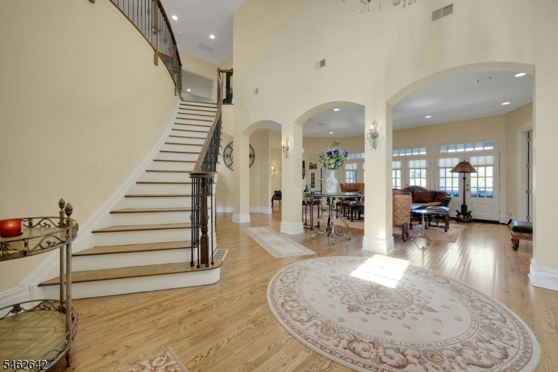15 Mountainview Court Totowa NJ 07512