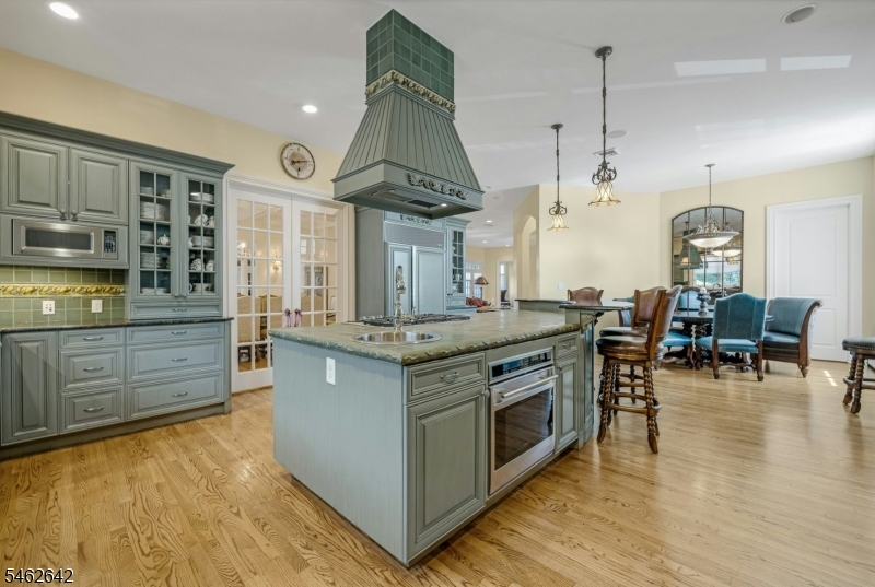 15 Mountainview Court Totowa NJ 07512