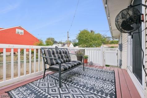 657 Barron Avenue Woodbridge NJ 07095