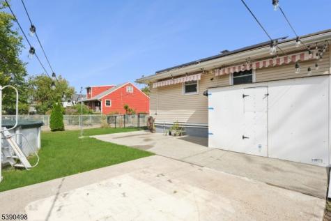 657 Barron Avenue Woodbridge NJ 07095