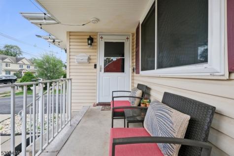 657 Barron Avenue Woodbridge NJ 07095