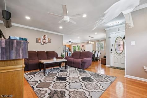 657 Barron Avenue Woodbridge NJ 07095