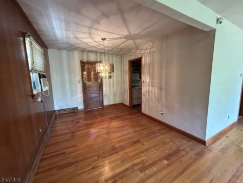 71 Walnut Avenue Franklin NJ 08873