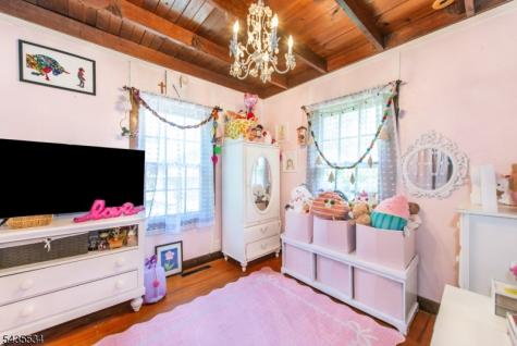 7 Woodbine Lane Sparta NJ 07871