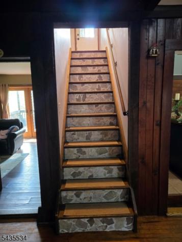 7 Woodbine Lane Sparta NJ 07871