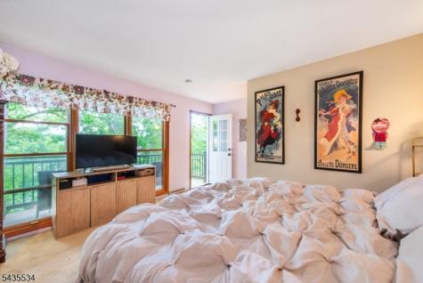 7 Woodbine Lane Sparta NJ 07871