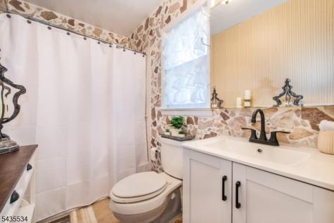 7 Woodbine Lane Sparta NJ 07871