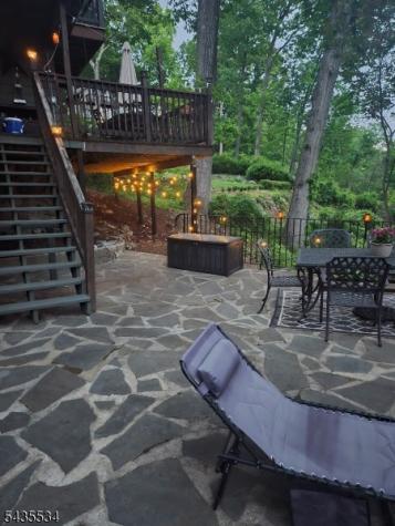 7 Woodbine Lane Sparta NJ 07871
