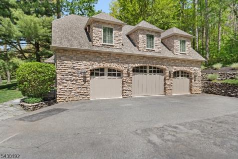 23 Saddle Hill Road Mendham NJ 07931