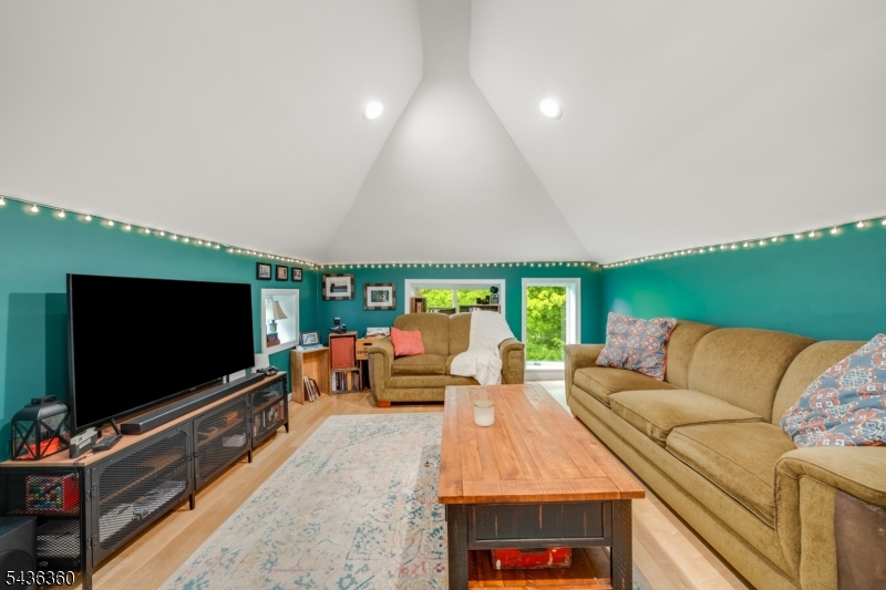22 Paddock Avenue Vernon NJ 07422