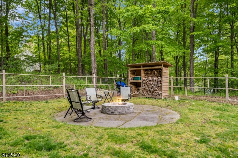 22 Paddock Avenue Vernon NJ 07422