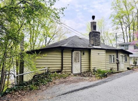 167 Lakeside Drive W Liberty NJ 07823
