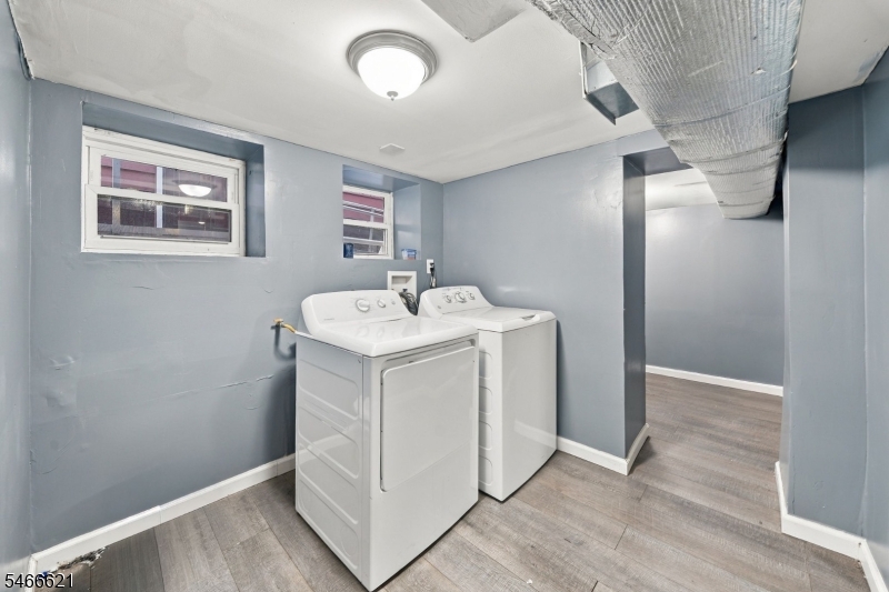27 Richelieu Terrace Newark NJ 07106