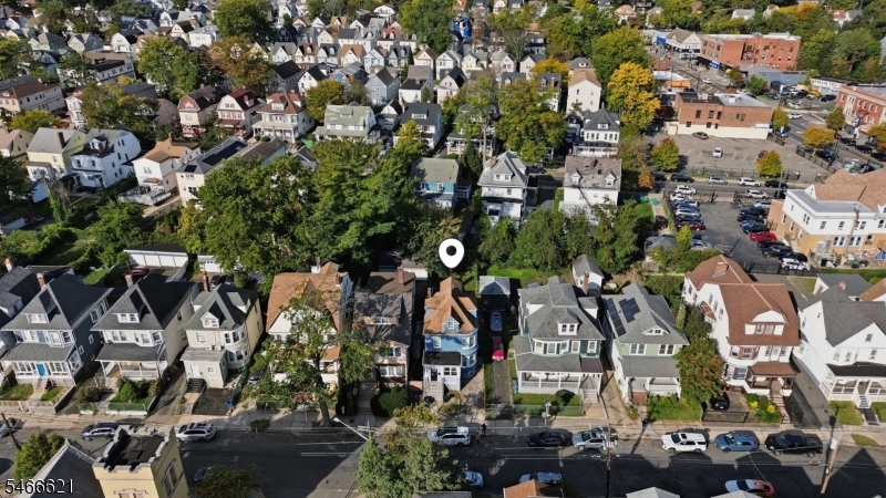 27 Richelieu Terrace Newark NJ 07106