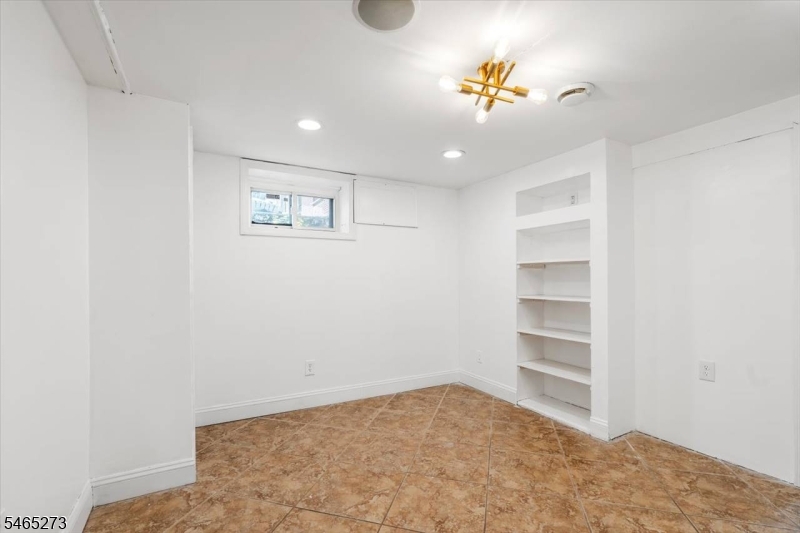 54 Hancox Avenue Nutley NJ 07110
