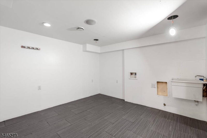54 Hancox Avenue Nutley NJ 07110