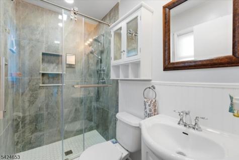 16 Hogback Road Franklin NJ 08867