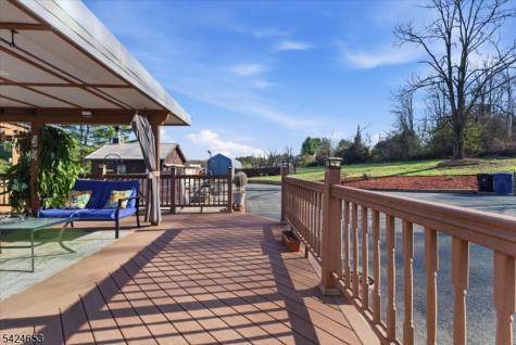 16 Hogback Road Franklin NJ 08867