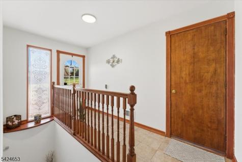 16 Hogback Road Franklin NJ 08867