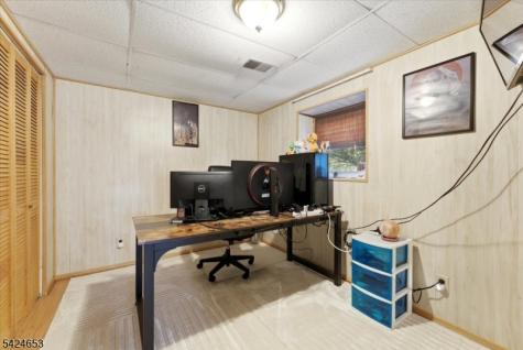 16 Hogback Road Franklin NJ 08867