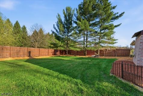 16 Hogback Road Franklin NJ 08867