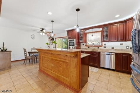 16 Hogback Road Franklin NJ 08867