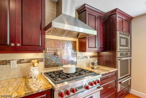 84 Bogerts Mill Road Harrington Park NJ 07640