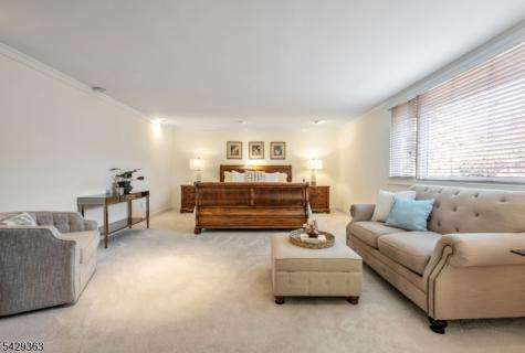 84 Bogerts Mill Road Harrington Park NJ 07640