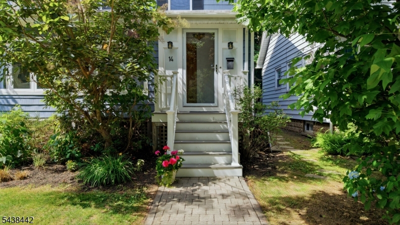 14 Gray Street Montclair NJ 07042