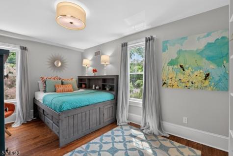 14 Gray Street Montclair NJ 07042