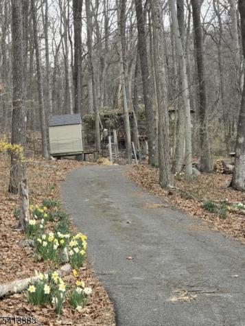 20 Wishing Well Road Blairstown NJ 07832