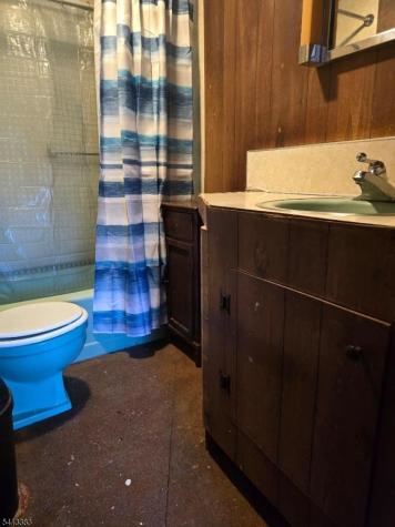 20 Wishing Well Road Blairstown NJ 07832