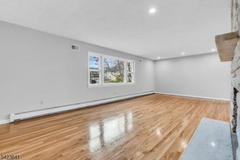 24 Hollywood Avenue Cranford NJ 07016