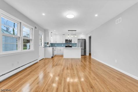24 Hollywood Avenue Cranford NJ 07016