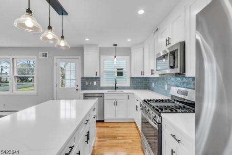 24 Hollywood Avenue Cranford NJ 07016