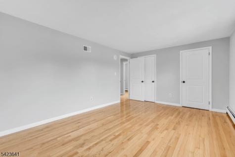 24 Hollywood Avenue Cranford NJ 07016