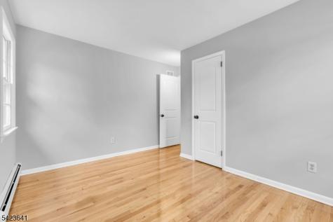 24 Hollywood Avenue Cranford NJ 07016