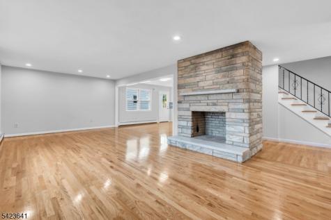 24 Hollywood Avenue Cranford NJ 07016
