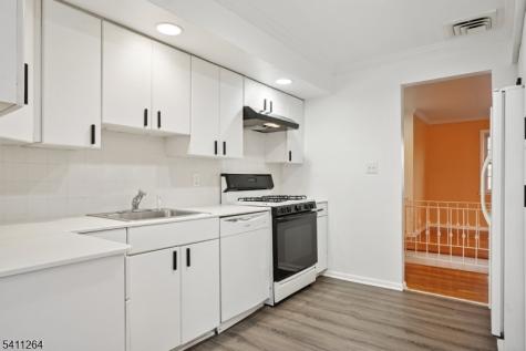 14 Mellon Avenue West Orange NJ 07052