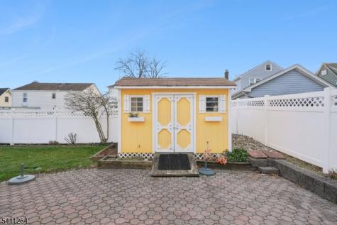 14 Mellon Avenue West Orange NJ 07052