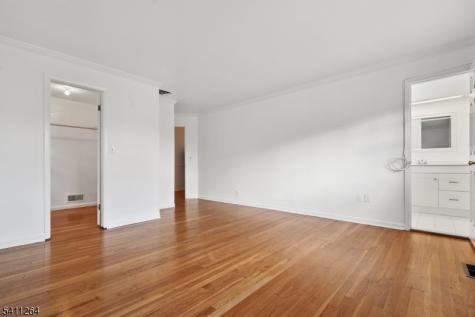 14 Mellon Avenue West Orange NJ 07052